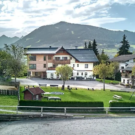 Vorberghof- Bauernhofurlaub Гостьовий будинок