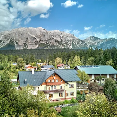 Vorberghof- Bauernhofurlaub Гостьовий будинок 2*