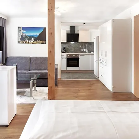 Гостьовий будинок Vorberghof- Bauernhofurlaub 2*
